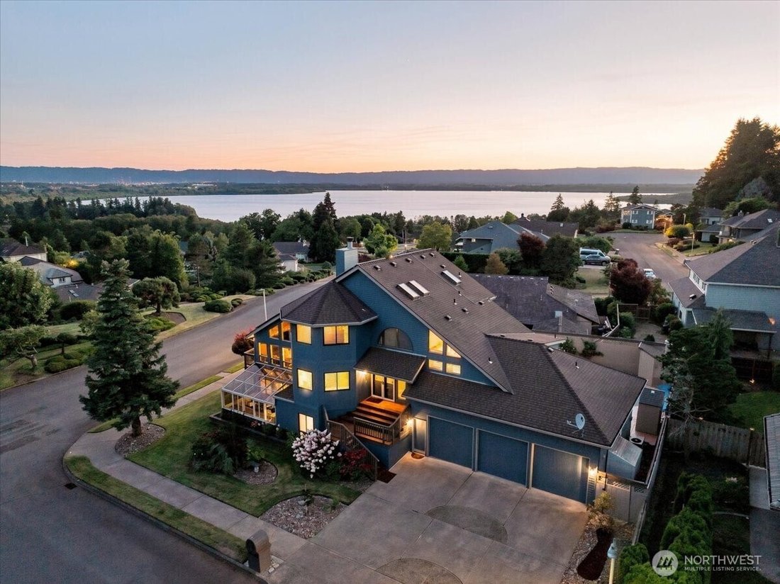 House in Vancouver, Washington, United States 3 - 18670506