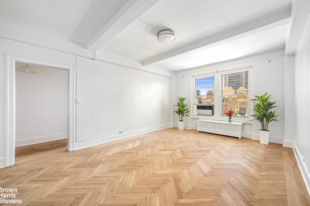 Co Op in New York, New York, United States 3 - 18072415