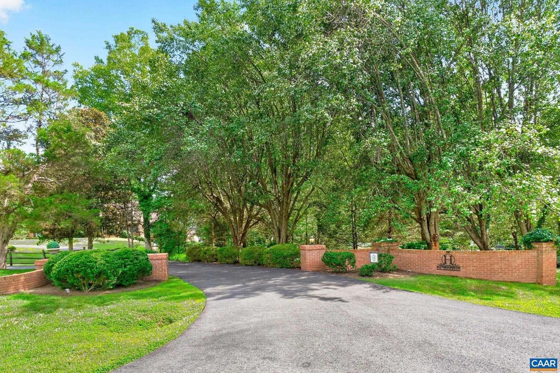House in Charlottesville, Virginia, United States 3 - 18663063