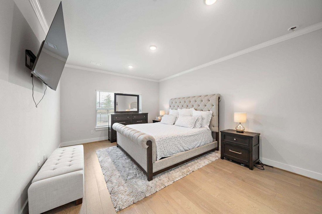 House in Houston, Texas, United States 4 - 18669417