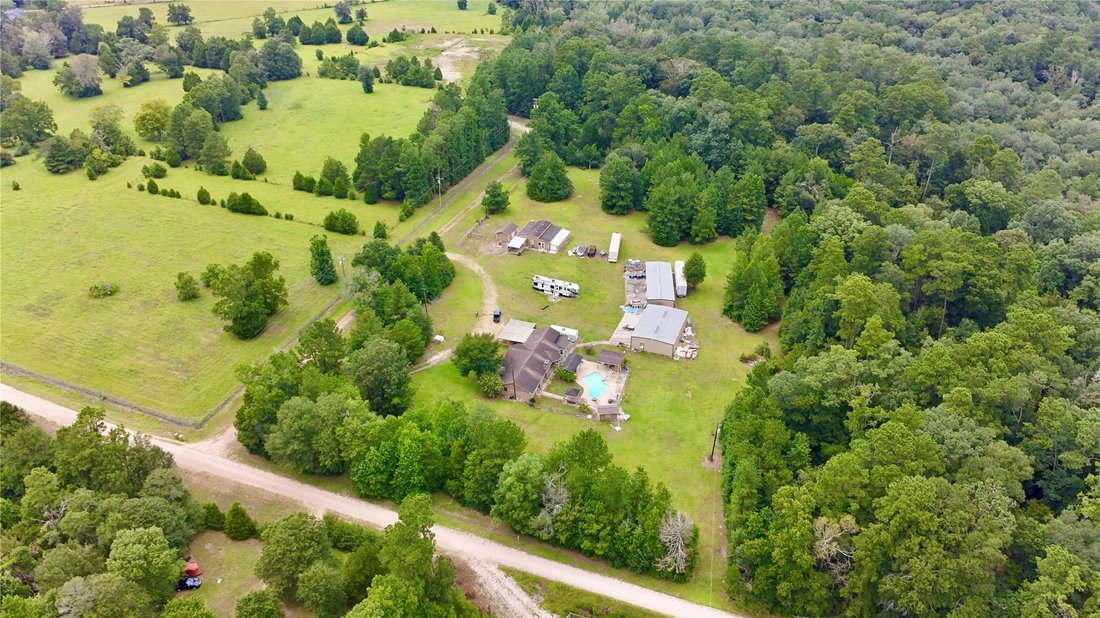 House in Livingston, Texas, United States 2 - 18666349