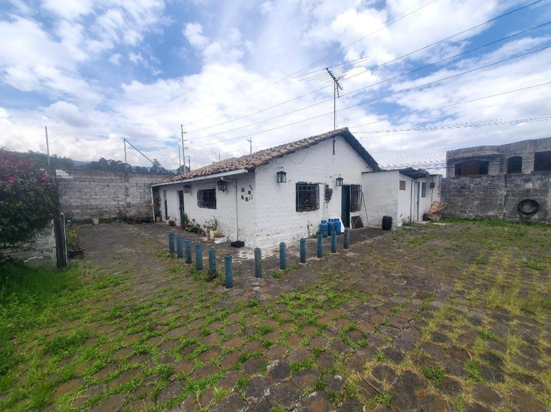 Land in Quito, Pichincha, Ecuador 4 - 18660571