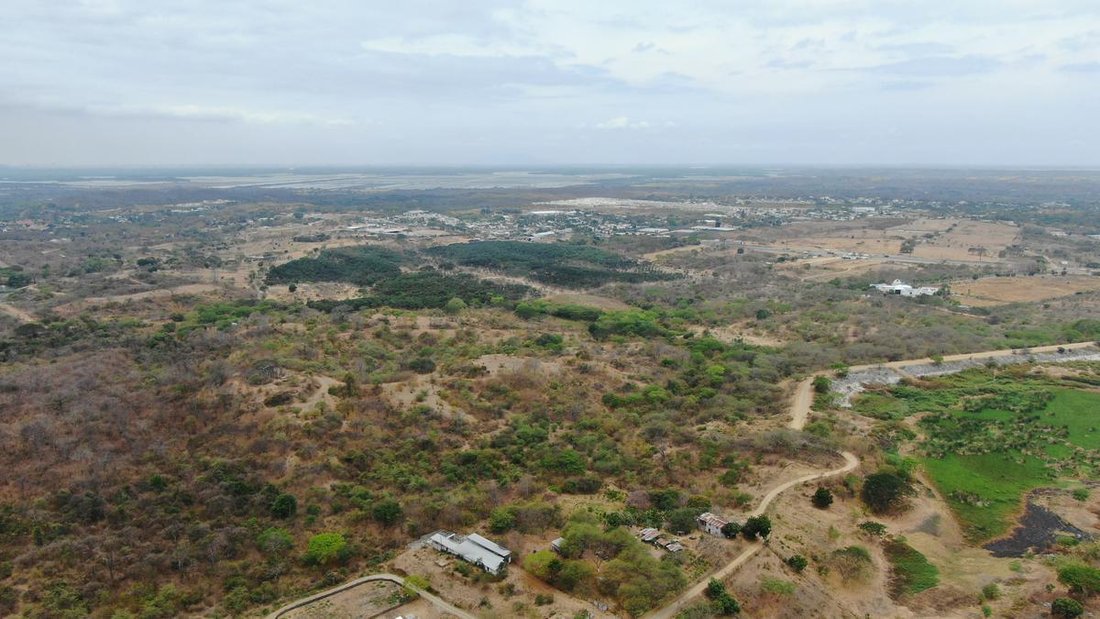 Land in Guayaquil, Guayas, Ecuador 5 - 18660275
