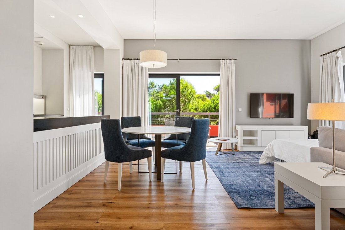Apartment in Cascais e Estoril, Lisbon, Portugal 1 - 18660989