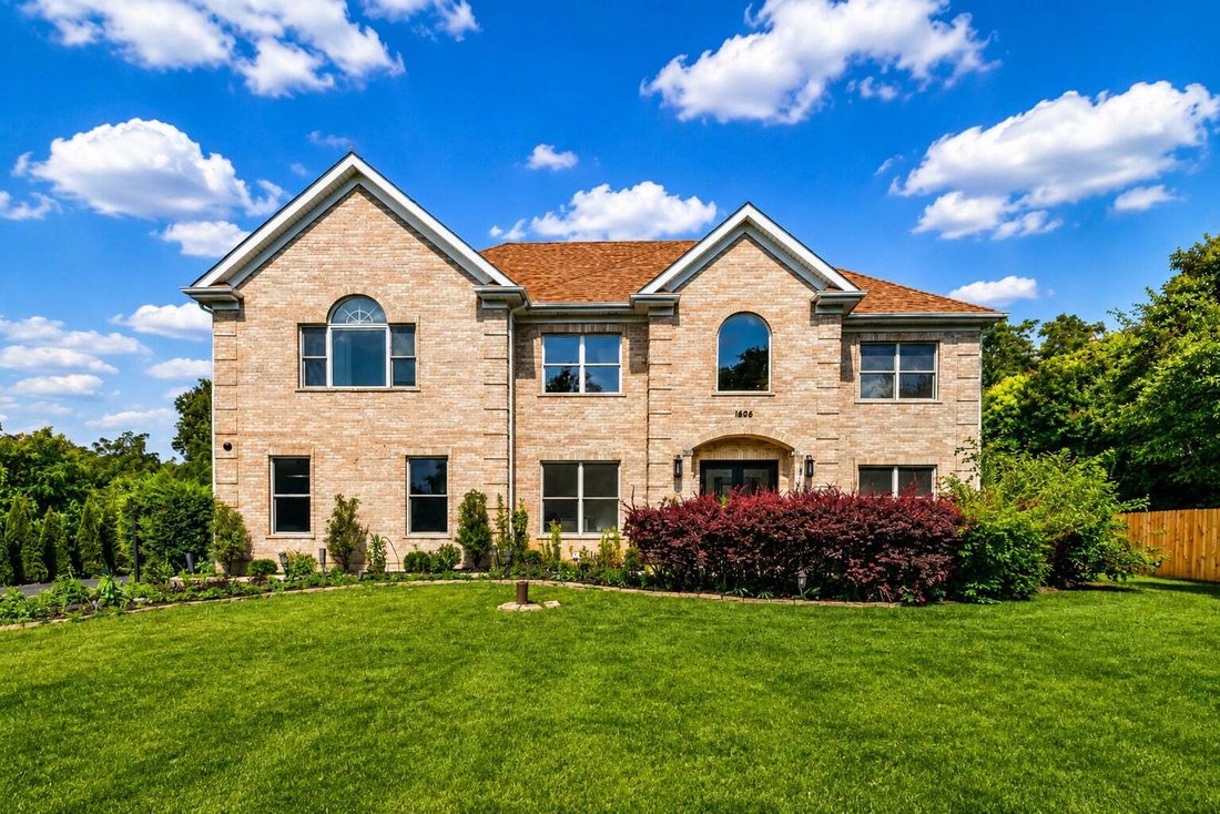 House in Roselle, Illinois, United States 1 - 18663128