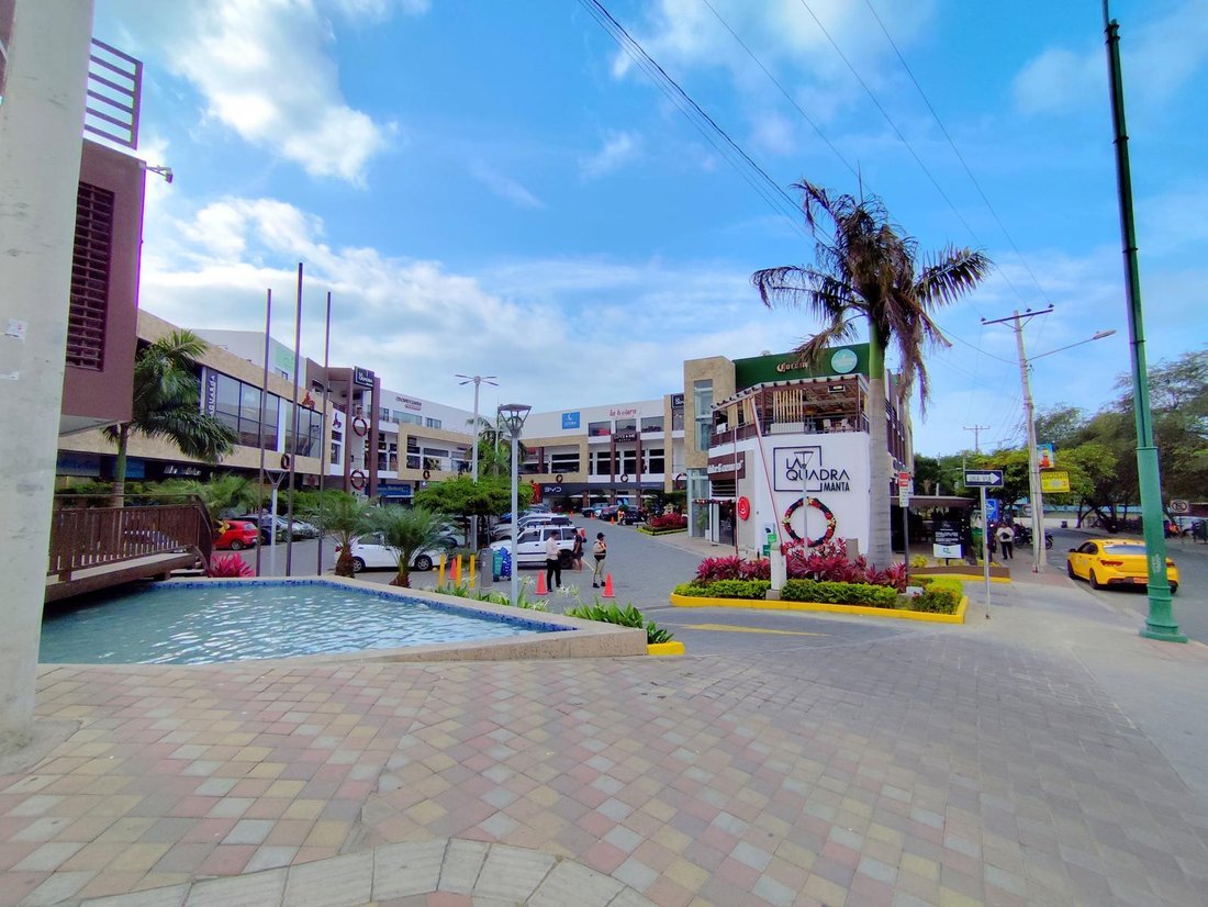 Land in Manta, Manabí, Ecuador 3 - 18660234