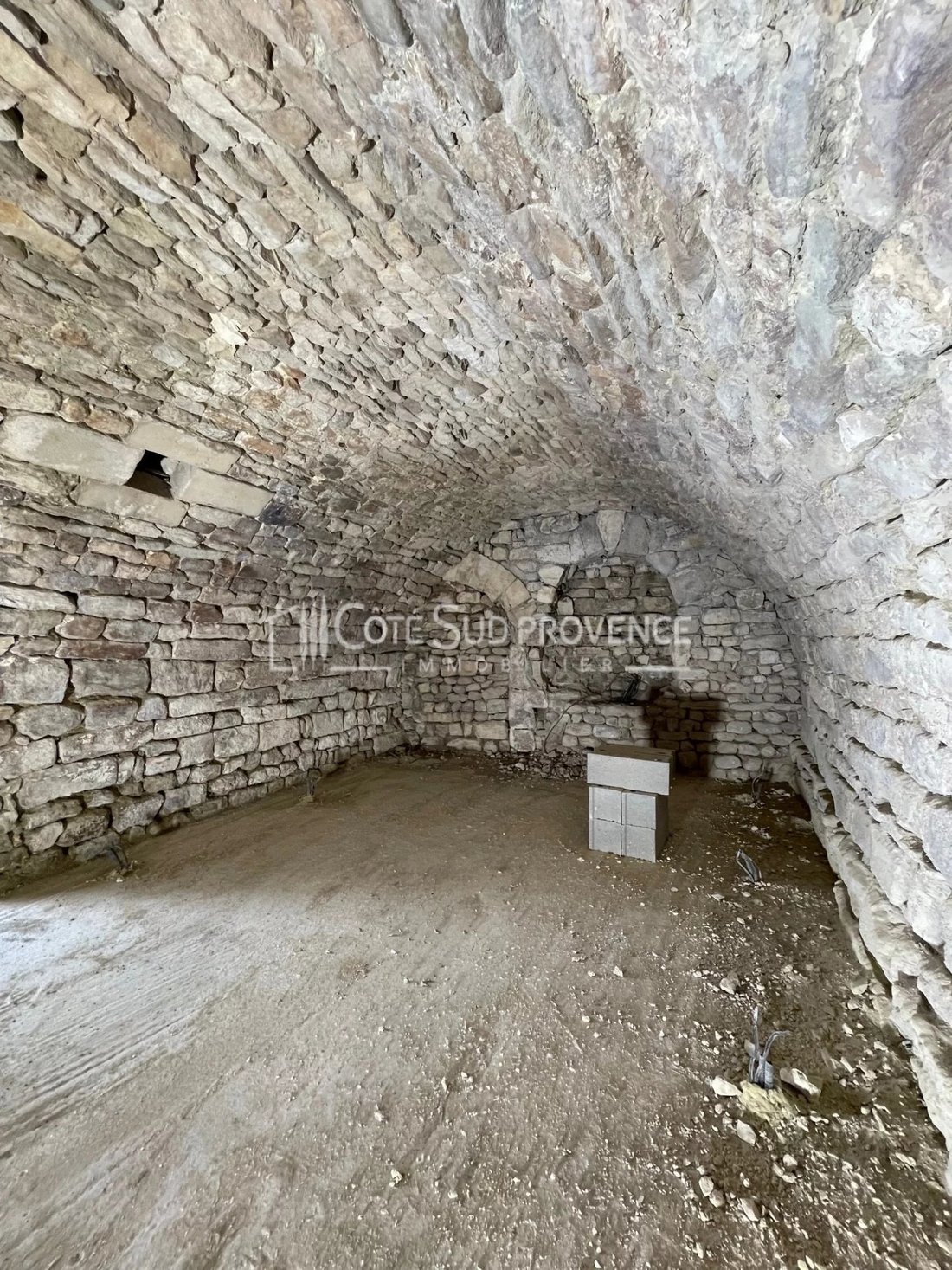 House in Venasque, Provence-Alpes-Côte d'Azur, France 4 - 18660850