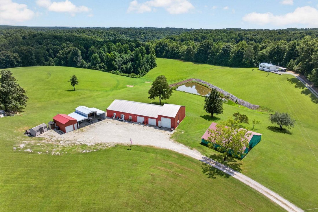 House in Sparta, Tennessee, United States 2 - 18663803