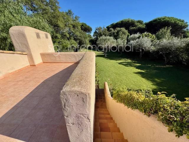 House in Zone Ouest Urbaine, Saint-Tropez, France 4 - 18437093
