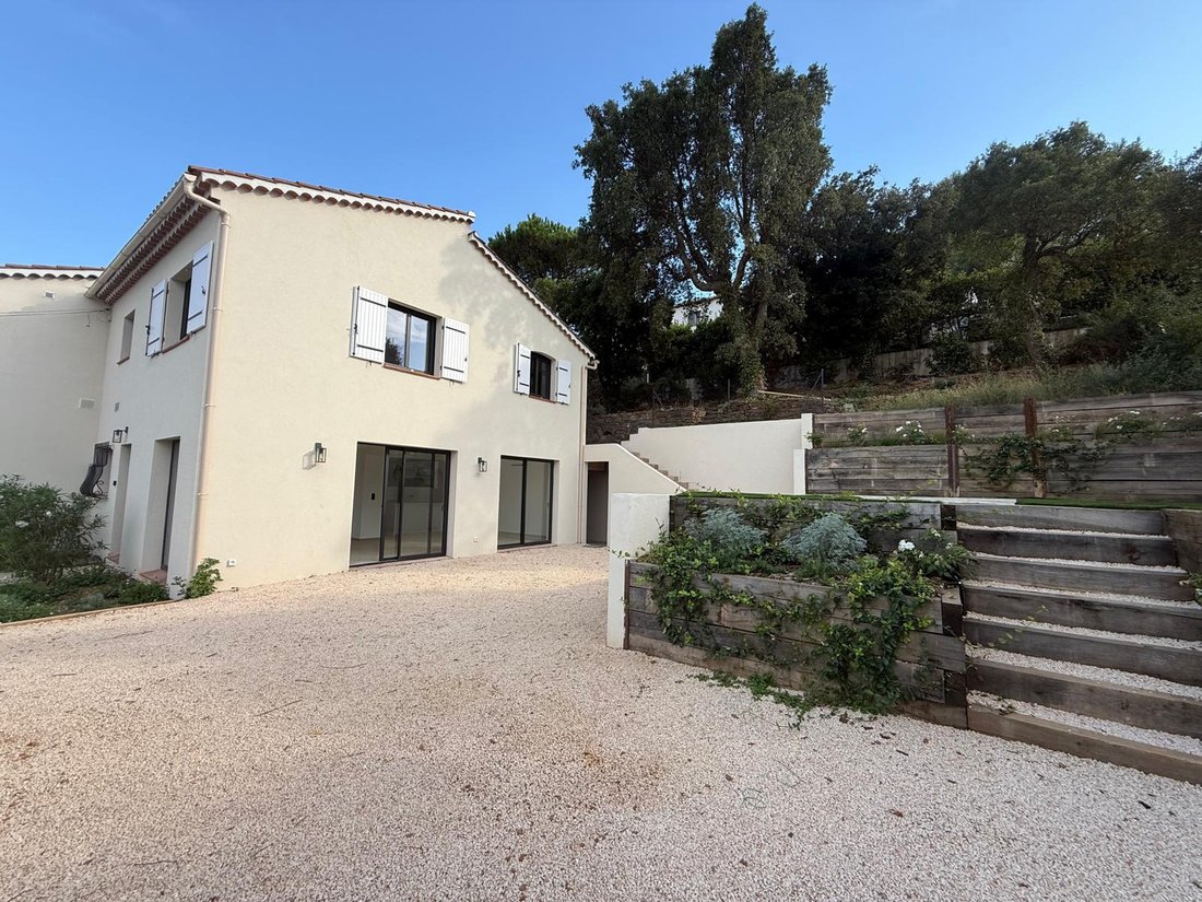 Maison à La Croix-Valmer, Provence-Alpes-Côte d'Azur, France 1 - 18662711