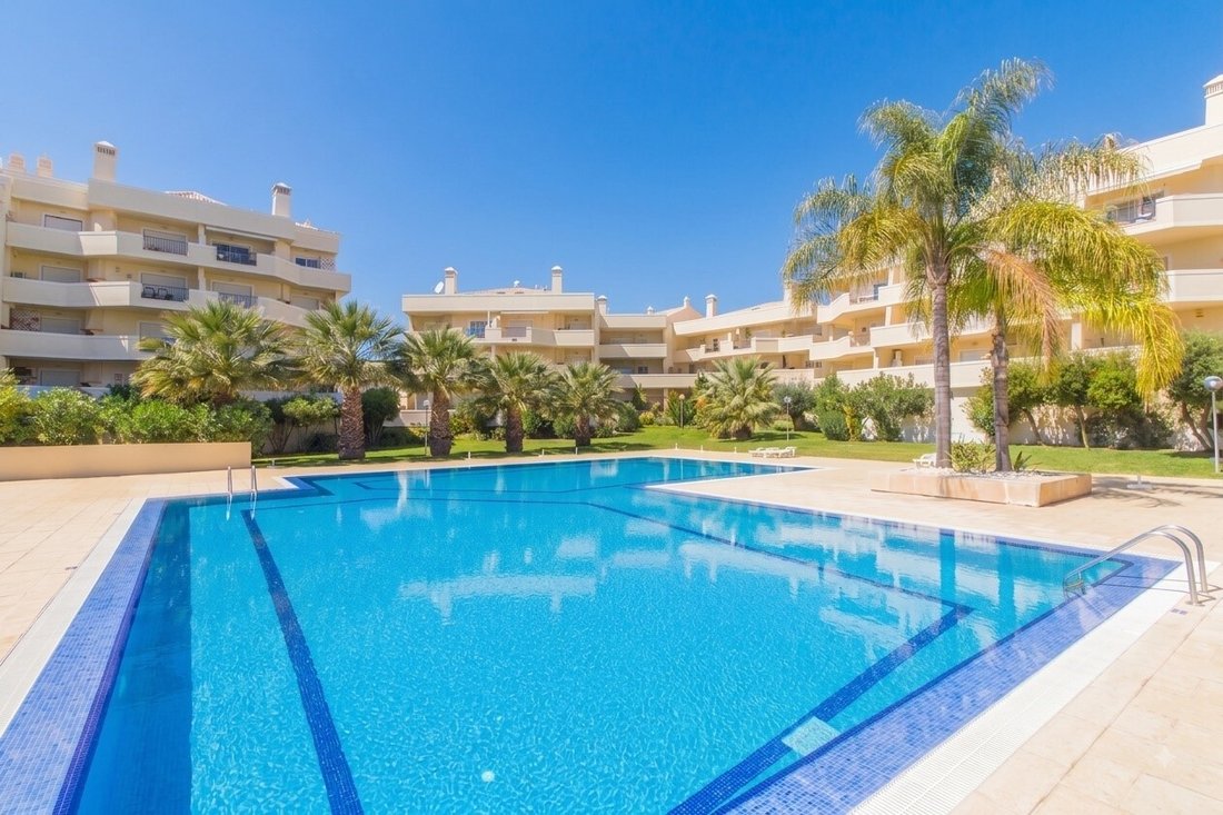 Apartment in Olhos de Agua, Algarve, Portugal 2 - 18282401