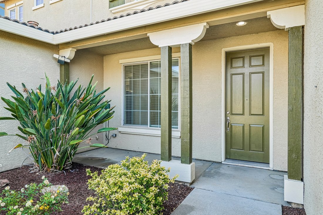 House in Elk Grove, California, United States 3 - 18671660