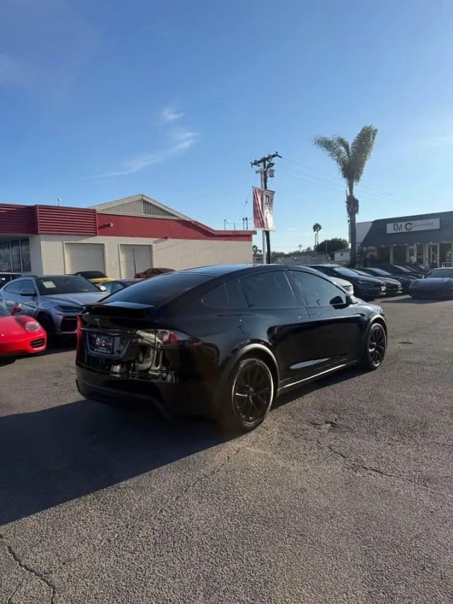 Suv in Costa Mesa, CA, United States 5 - 18671880