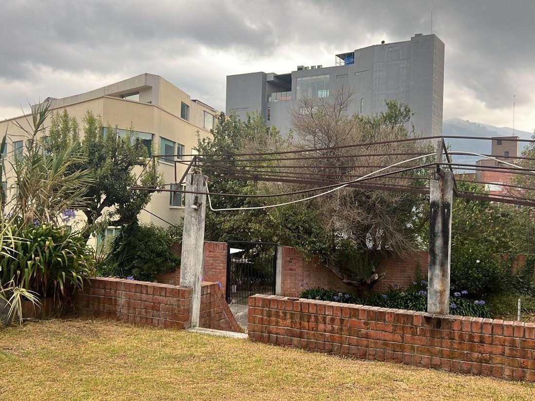 Land in Quito, Pichincha, Ecuador 3 - 18661597