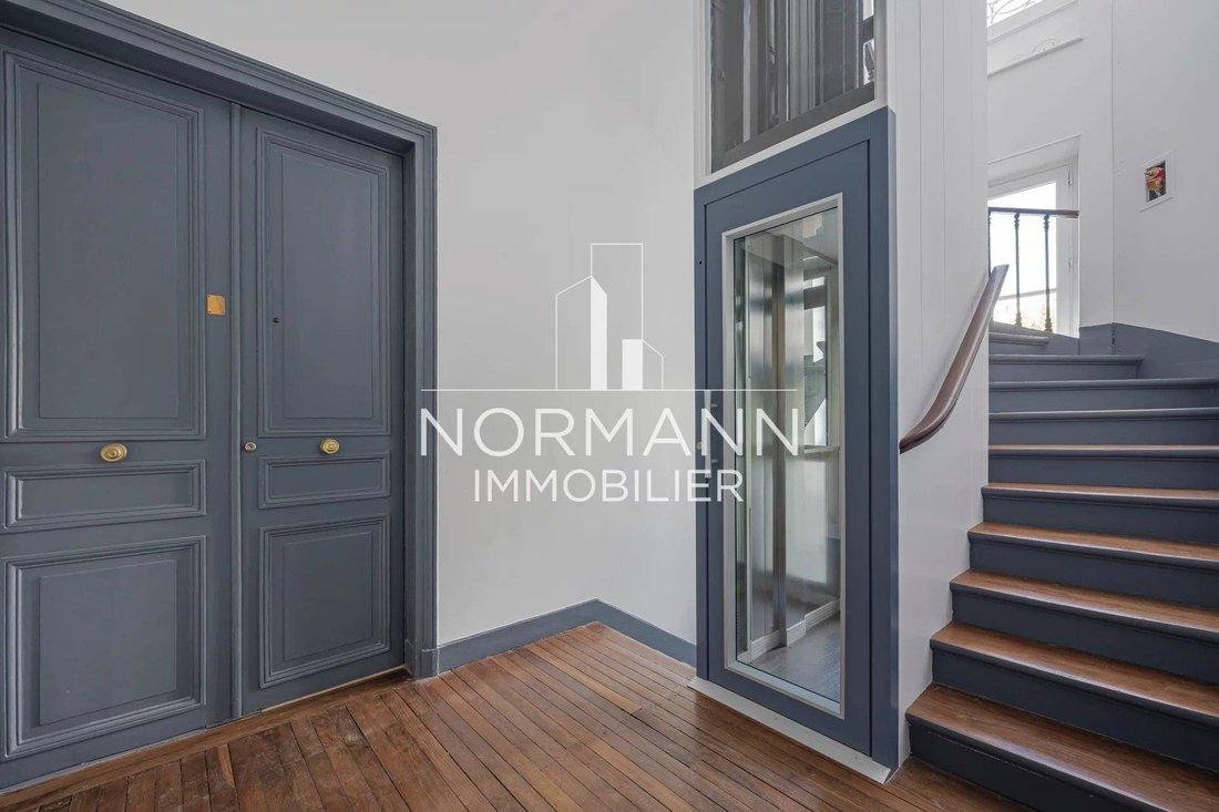 Apartment in La Plaine des Sablons, Neuilly-sur-Seine, France 4 - 18306455