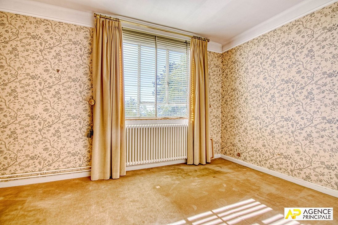 Apartment in Domaine National du Château, Versailles, France 4 - 18662524