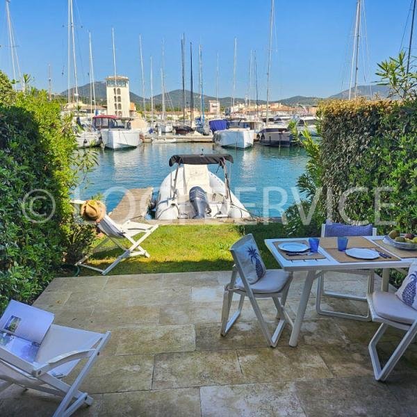 House in Grimaud, Provence-Alpes-Côte d'Azur, France 1 - 18116567