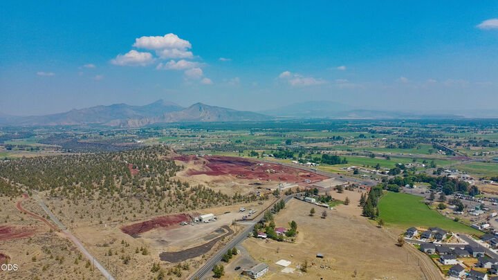 Land in Redmond, Oregon, United States 4 - 18670597