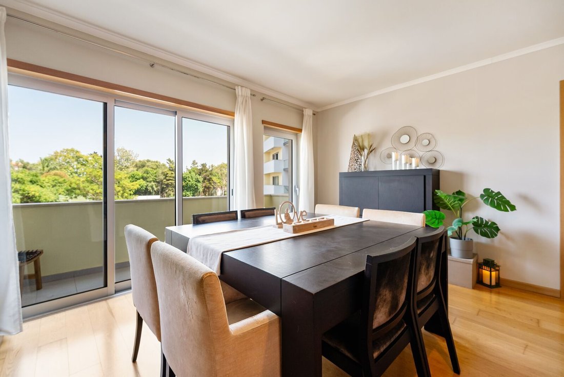 Apartment in Carnaxide e Queijas, Lisbon, Portugal 5 - 18670977
