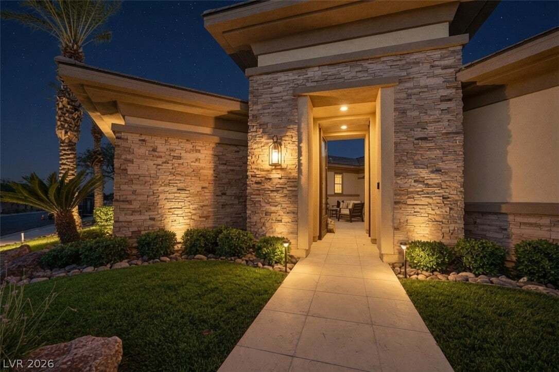 House in Las Vegas, Nevada, United States 1 - 18665996