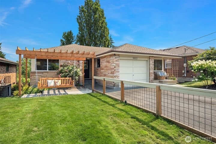 House in Seattle, Washington, United States 1 - 18670563