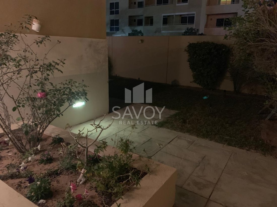 Townhouse in Khalifa City, Abu Dhabi Emirate, United Arab Emirates 4 - 18660382