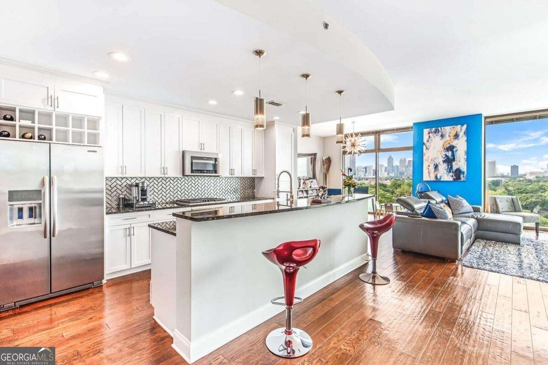 Condo in Atlanta, Georgia, United States 1 - 18664389