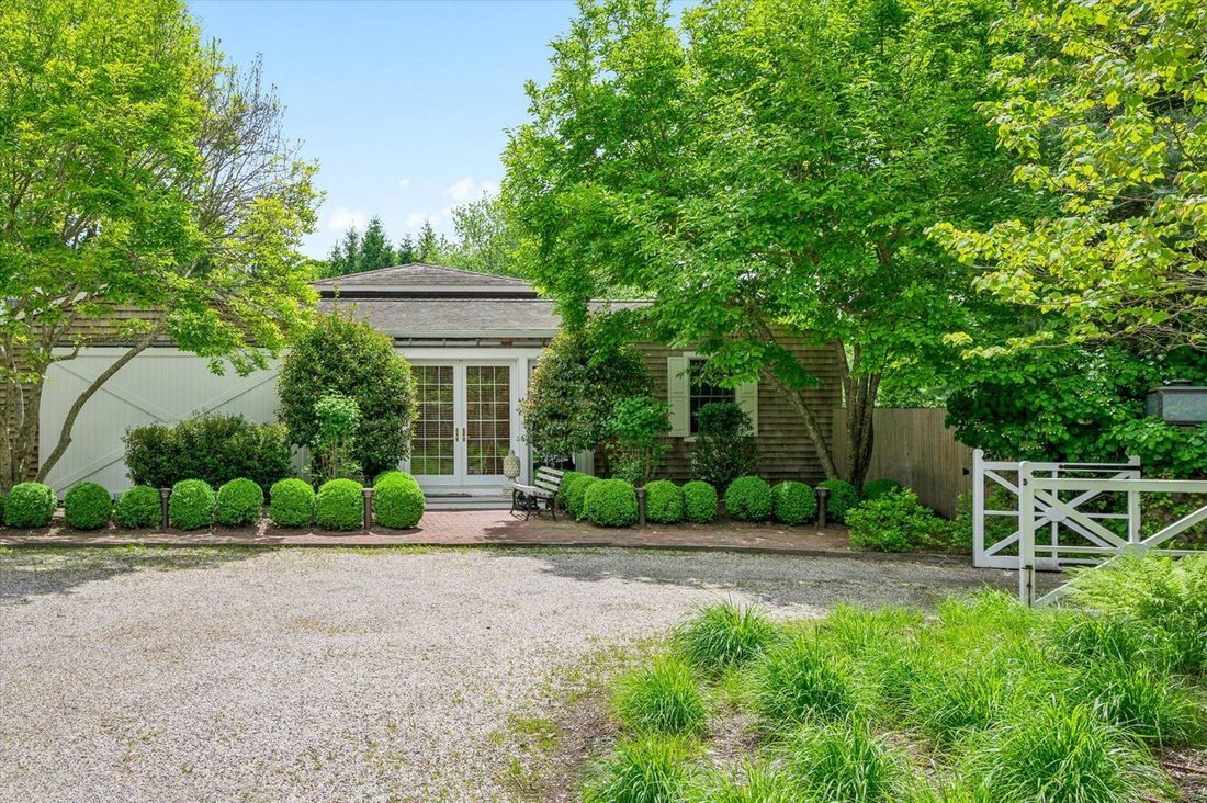 House in East Hampton, New York, United States 4 - 17960023