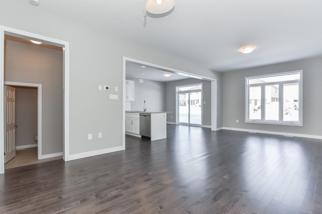 House in Kitchener, Ontario, Canada 4 - 18660094