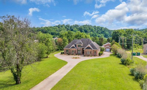 House in Waverly, Tennessee, United States 1