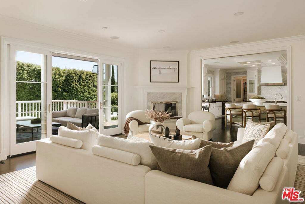 House in Los Angeles, California, United States 5 - 18662025