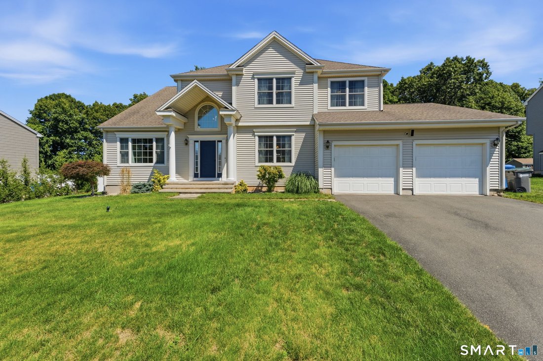 House in Manchester, Connecticut, United States 1 - 18666805