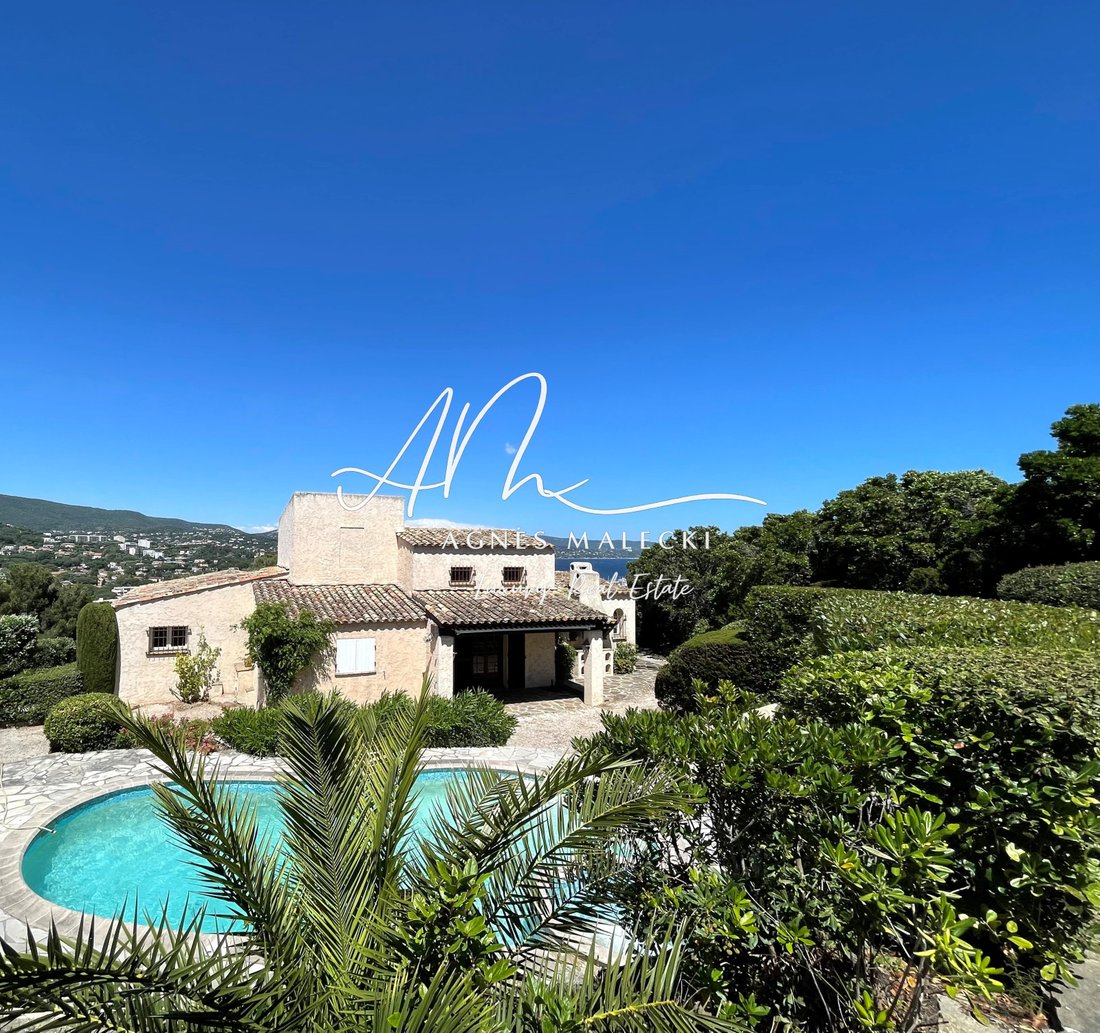 Villa in Nord, Cavalaire-sur-Mer, France 5 - 15389938