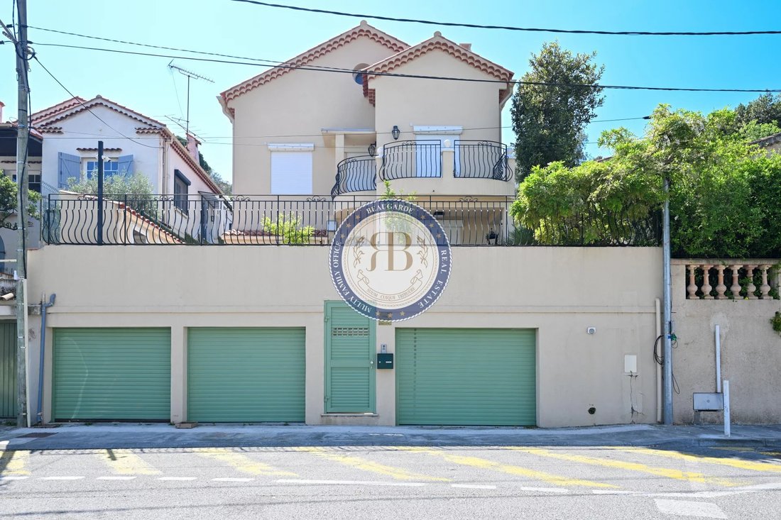 House in Ponteil, Antibes, France 2 - 18672605