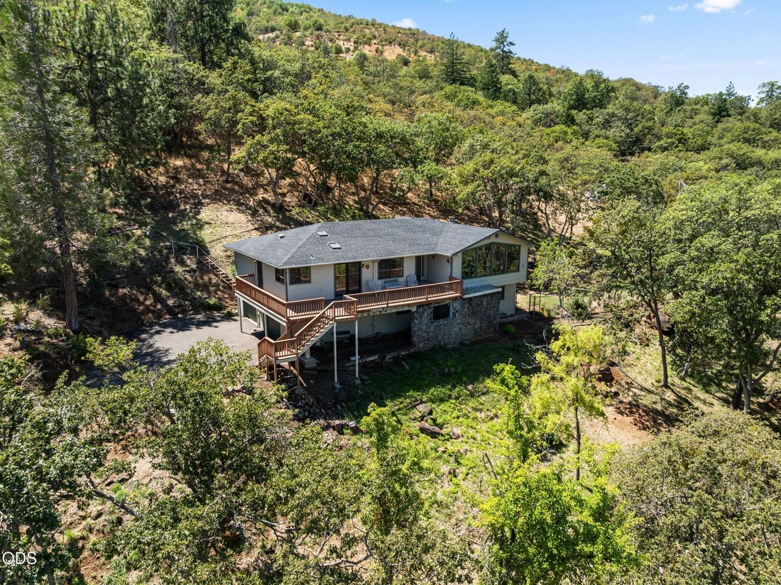 House in Ashland, Oregon, United States 2 - 18662596