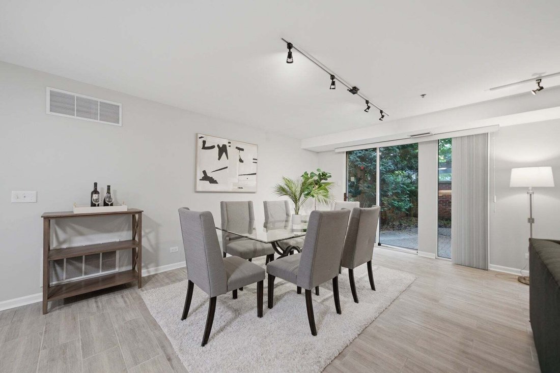 Condo in Winnetka, Illinois, United States 4 - 18670796