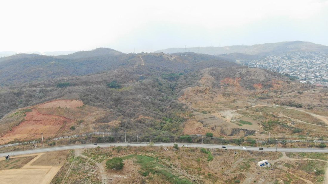 Land in Guayaquil, Guayas, Ecuador 2 - 18660047