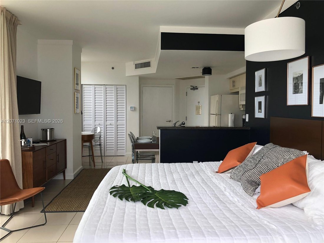Apartment in Miami, Florida, United States 1 - 18666833