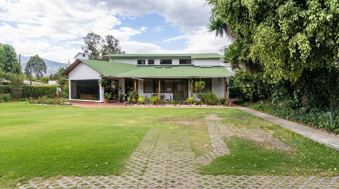 House in Quito, Pichincha, Ecuador 5 - 18671818
