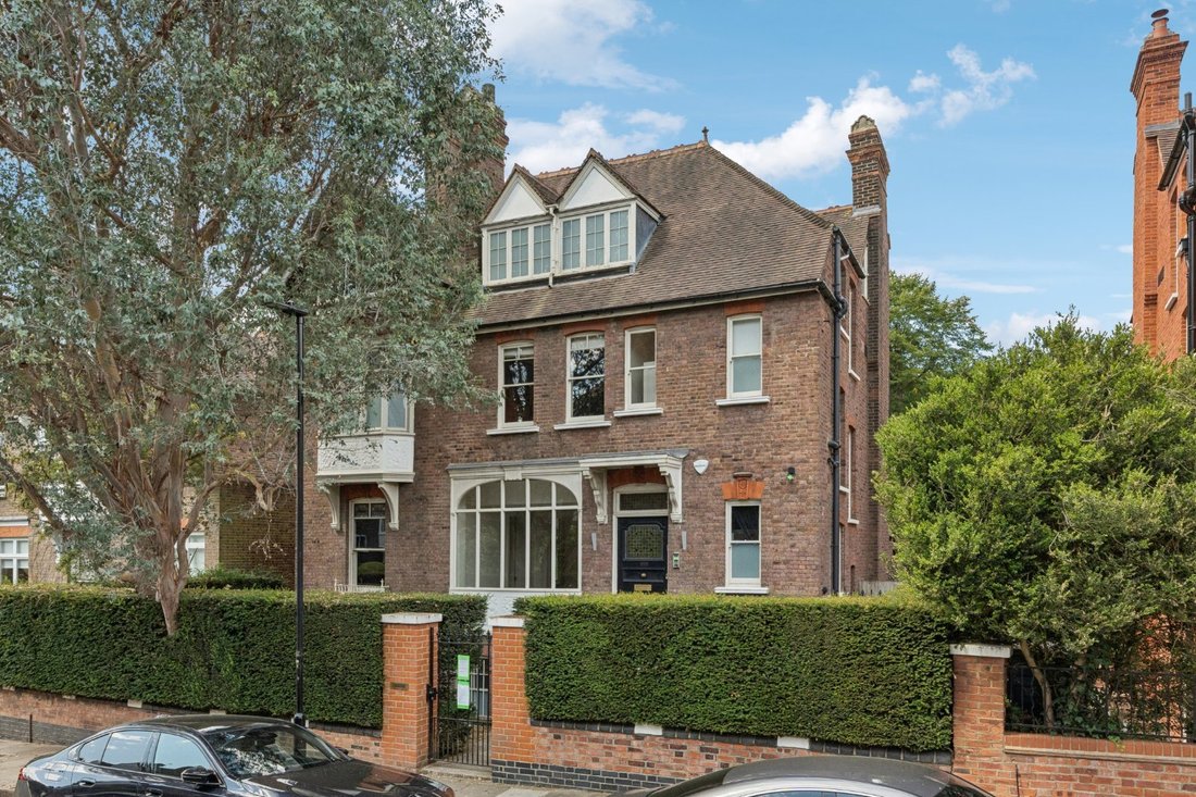 House in Belsize Park, Camden, England 1 - 18661958