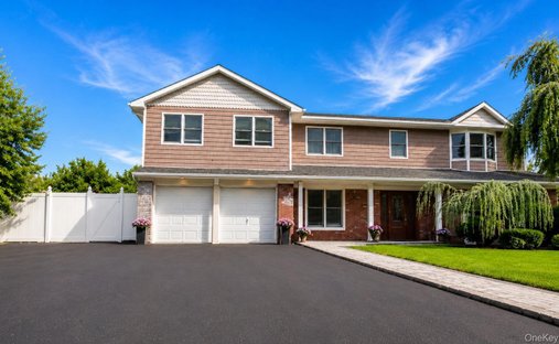 House in East Northport, New York, United States 1