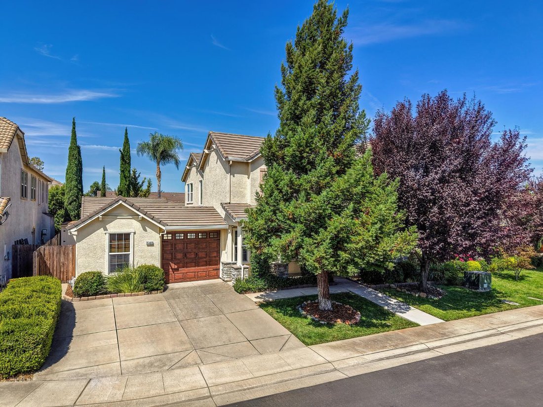 House in Elk Grove, California, United States 3 - 18663207