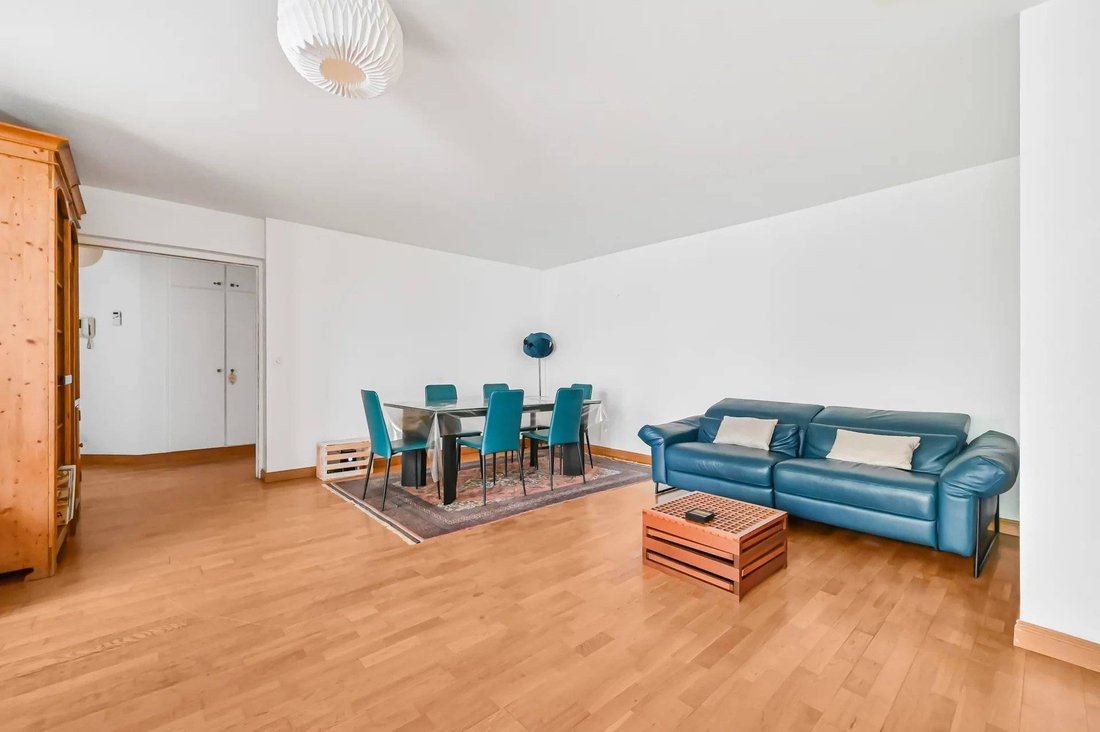 Apartment in Palais Royal, Paris 1er Arrondissement, Paris 2 - 15869668