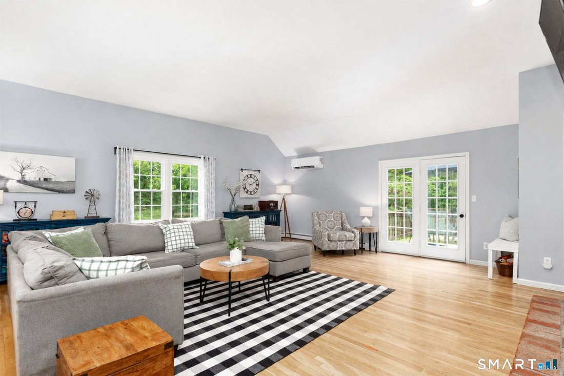 House in Newtown, Connecticut, United States 5 - 18485518