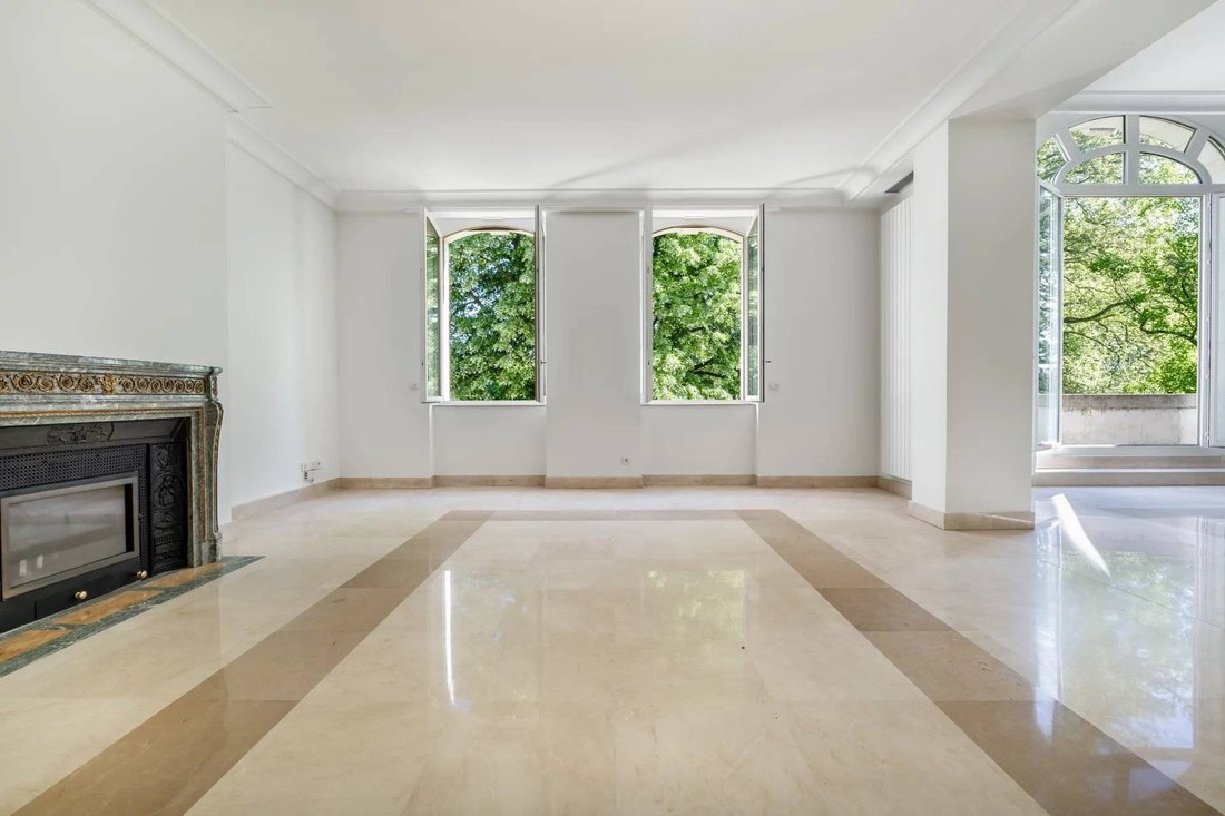 Apartment in Saint Vincent, Lyon 1er Arrondissement, Lyon 3 - 17774303