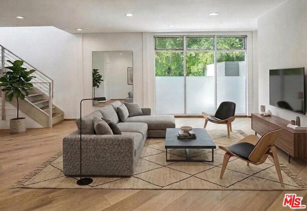 Condo in Los Angeles, California, United States 3 - 18668812