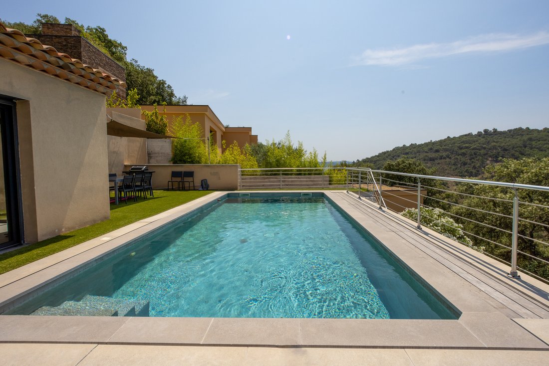 Villa in Grimaud, Provence-Alpes-Côte d'Azur, France 4 - 18660257