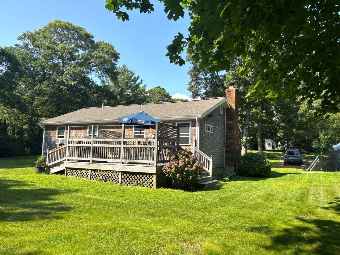House in Oak Bluffs, Massachusetts, United States 2 - 18659095