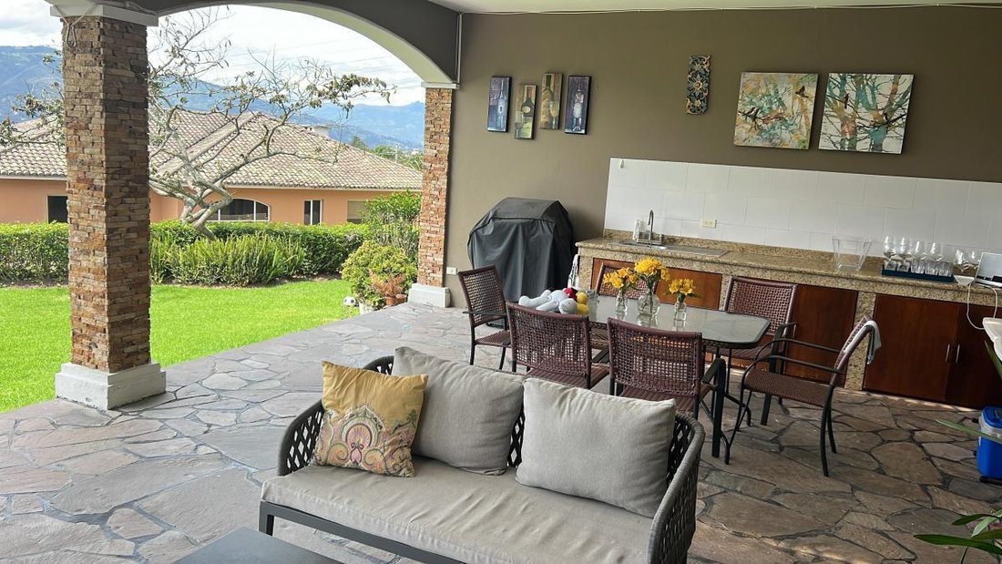 House in Quito, Pichincha, Ecuador 1 - 18661657