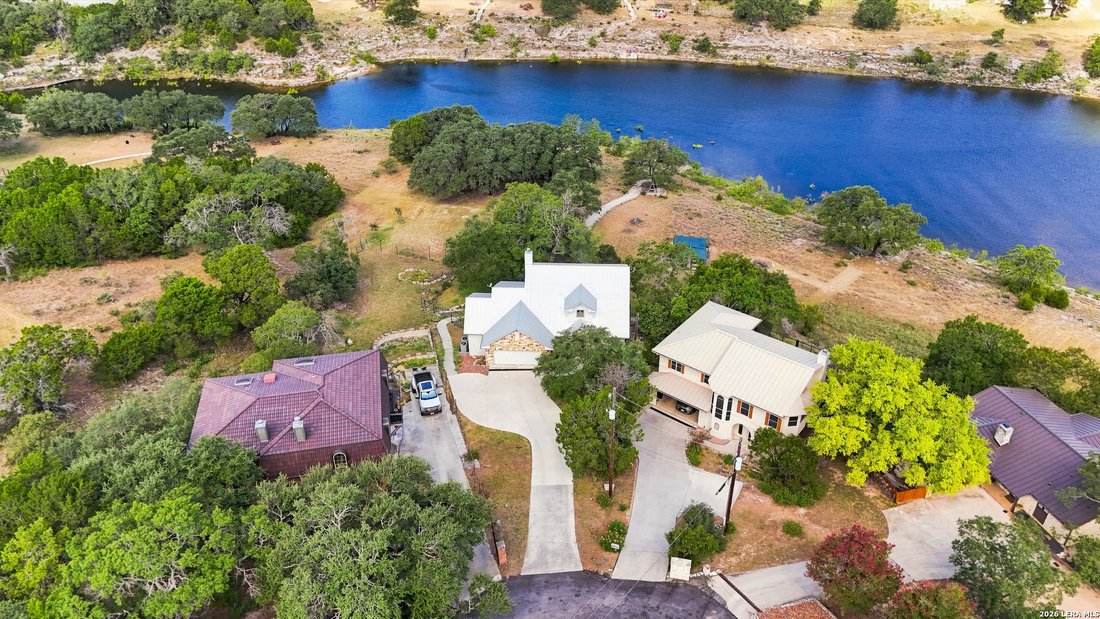 Casa a Canyon Lake, Texas, Stati Uniti 3 - 16856330
